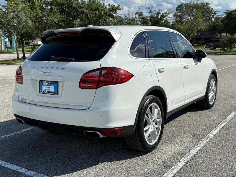 2014 Porsche Cayenne Platinum