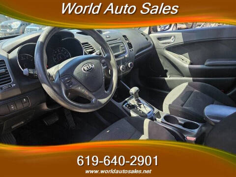 2017 Kia Forte5 LX