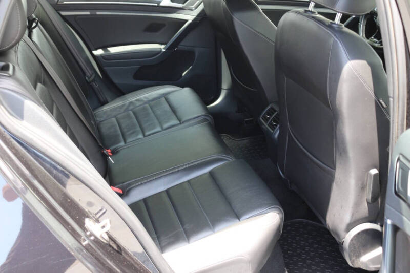 2015 Volkswagen Golf R