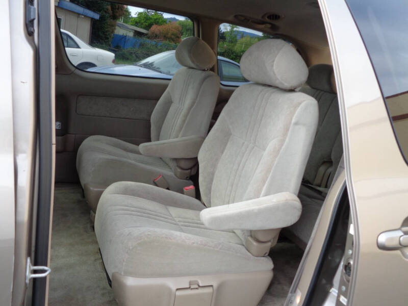 1998 Toyota Sienna LE