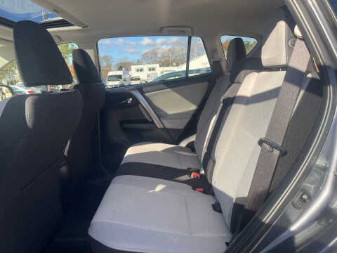 2017 Toyota RAV4 Hybrid XLE