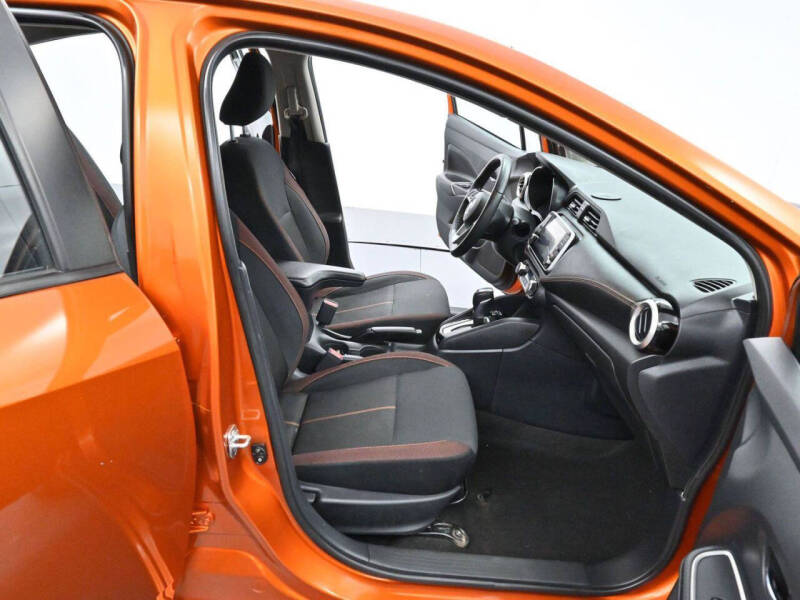 2021 Nissan Versa SR