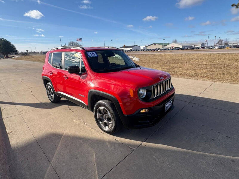 Used 2018 Jeep Renegade Sport with VIN ZACCJBAB7JPH21773 for sale in South Sioux City, NE
