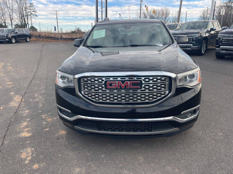 2017 GMC Acadia Denali