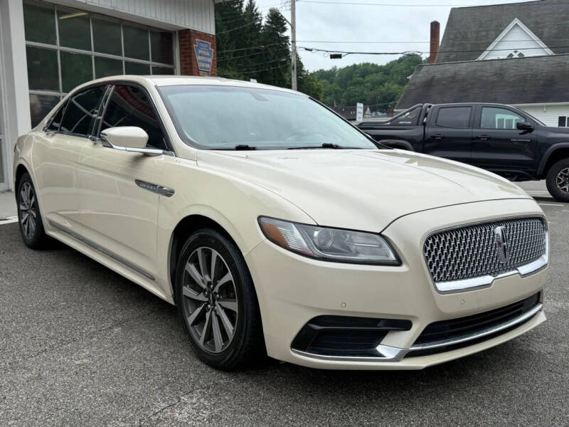 2018 Lincoln Continental Premiere