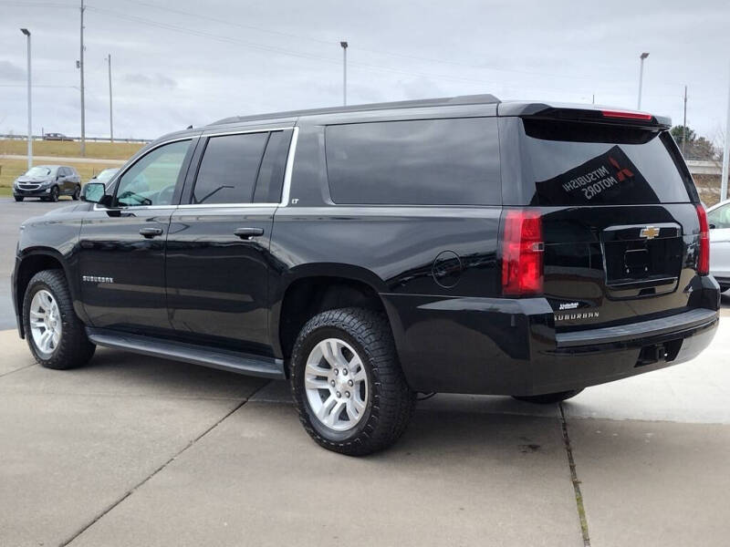 2019 Chevrolet Suburban LT