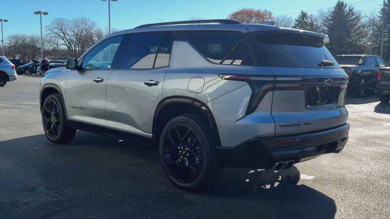 2025 Chevrolet Traverse RS