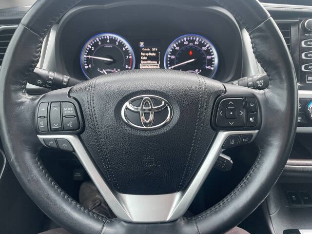 2017 Toyota Highlander Limited