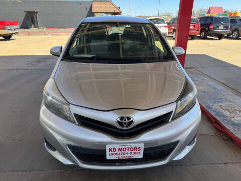 2013 Toyota Yaris 5-Door LE