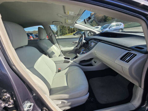 2015 Toyota Prius Two