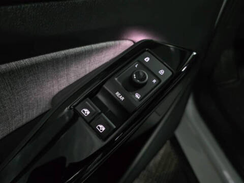 2025 Volkswagen ID.4 Pro