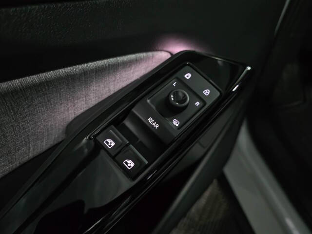 2025 Volkswagen ID.4 Pro