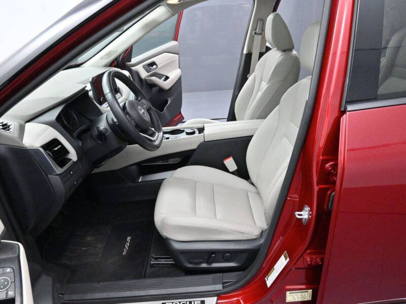 2022 Nissan Rogue SL