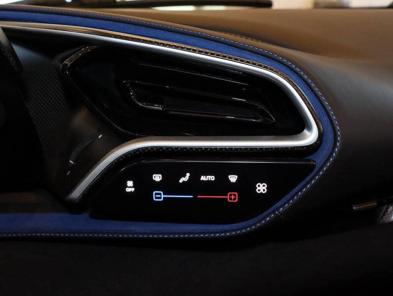 2023 Ferrari 296 GTS