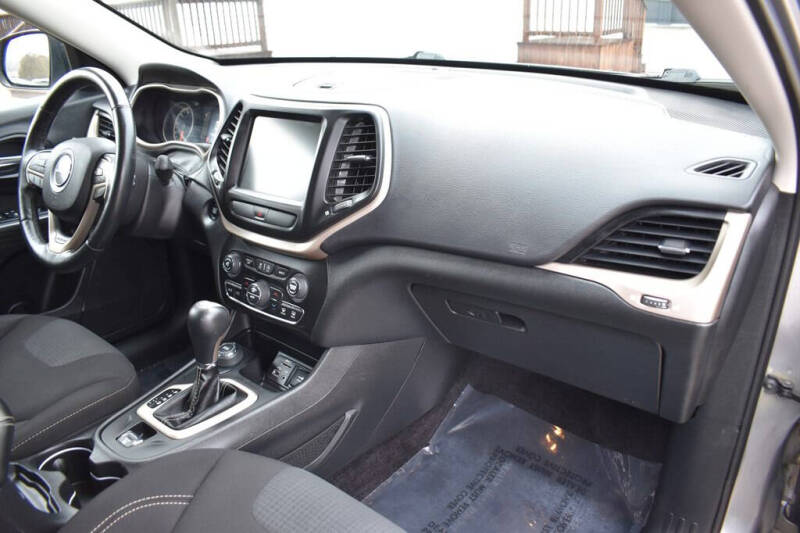 2017 Jeep Cherokee Latitude