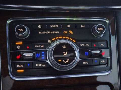 2019 Lincoln Continental Select