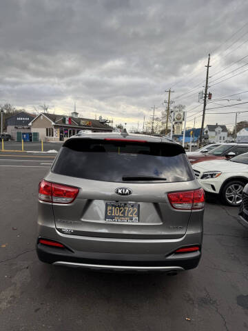 2018 Kia Sorento EX V6