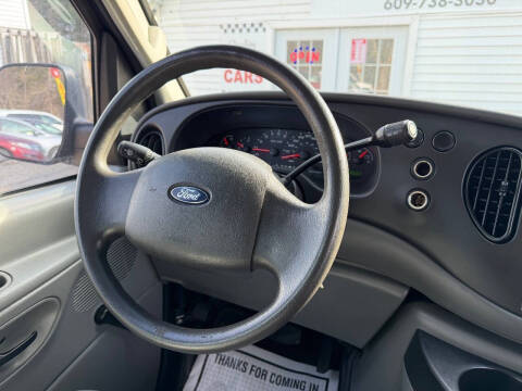 2008 Ford E-Series E-350 SD XLT