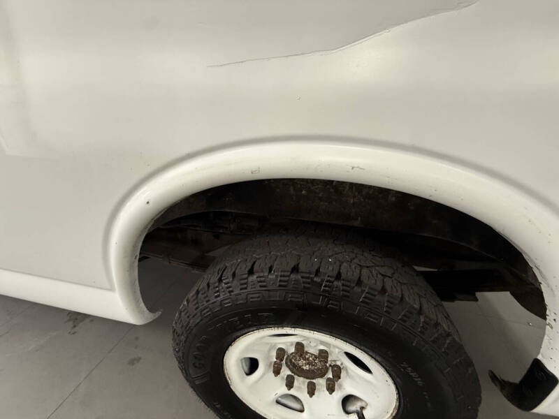 2017 Chevrolet Express 2500