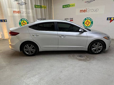 2018 Hyundai Elantra