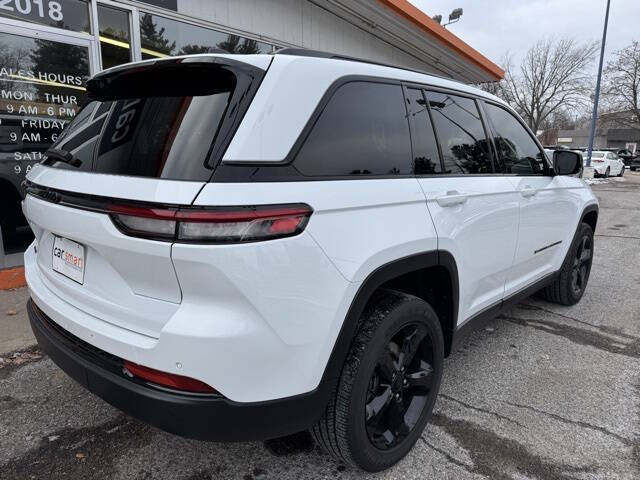 2022 Jeep Grand Cherokee Altitude