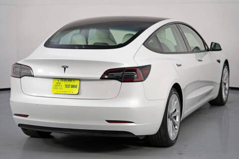 2021 Tesla Model 3 Standard Range Plus