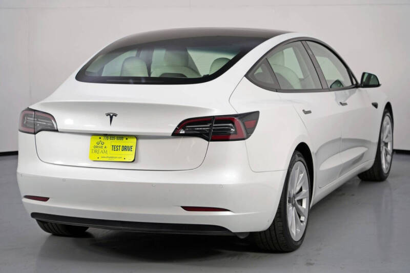 2021 Tesla Model 3 Standard Range Plus