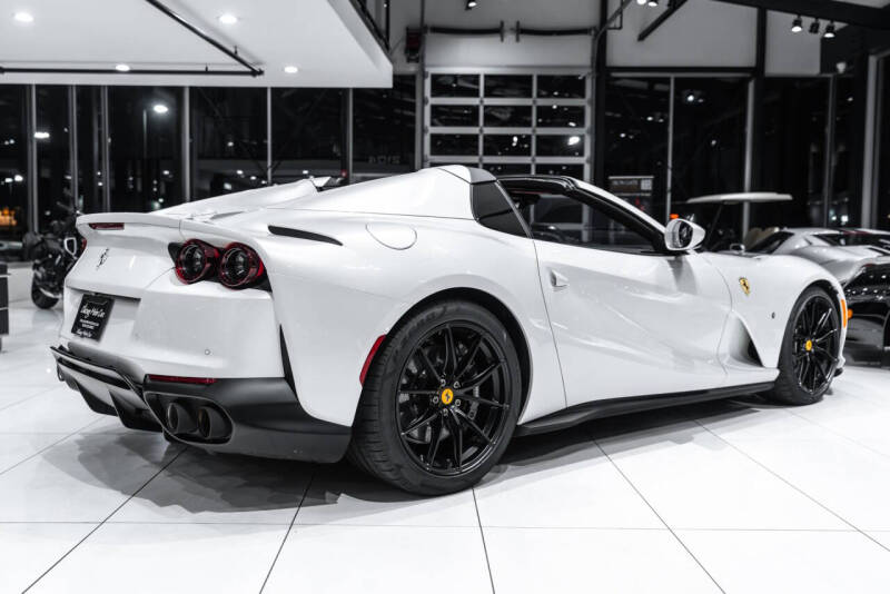 2023 Ferrari 812 GTS