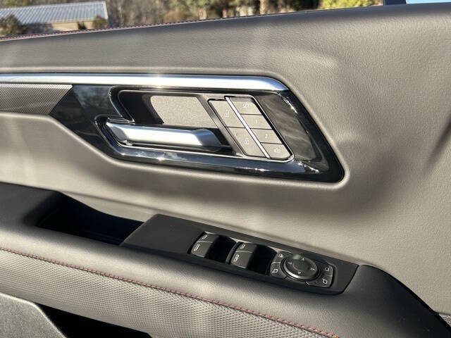 2025 Chevrolet Tahoe RST