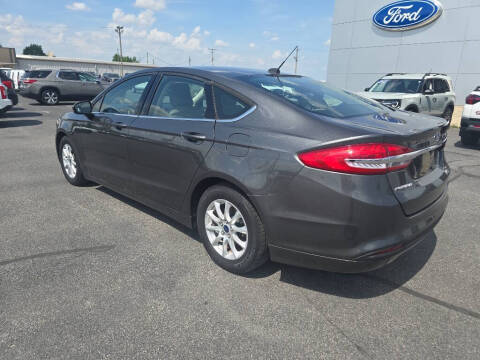 2017 Ford Fusion S