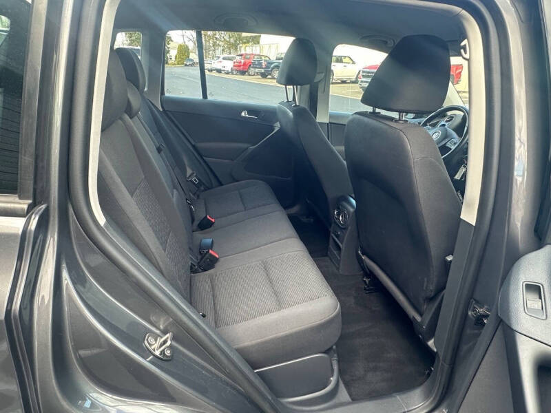 2015 Volkswagen Tiguan S 4Motion