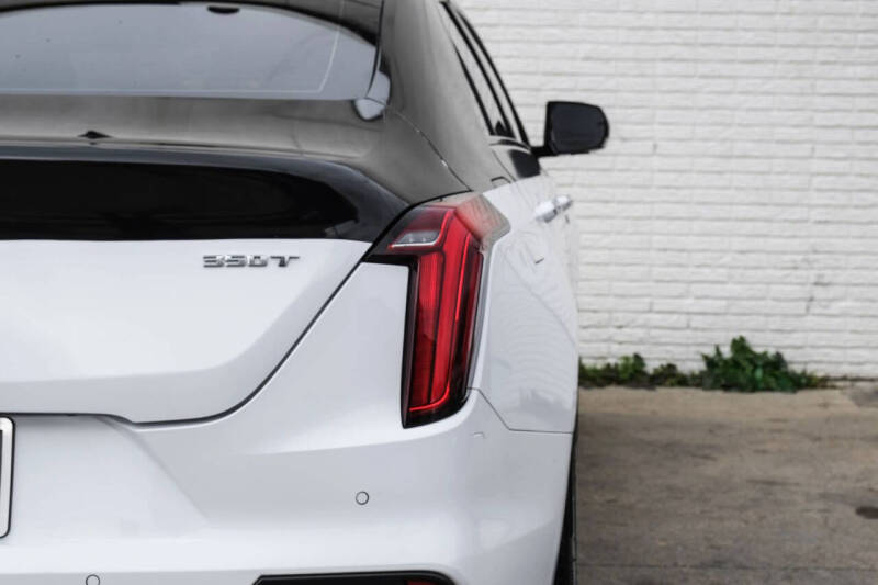 2023 Cadillac CT4 Luxury