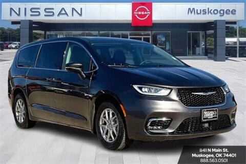 2023 Chrysler Pacifica for sale at Nissan de Muskogee in Muskogee OK