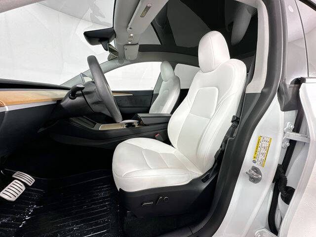 2024 Tesla Model Y Performance