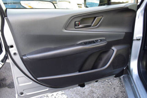 2023 Toyota Prius LE