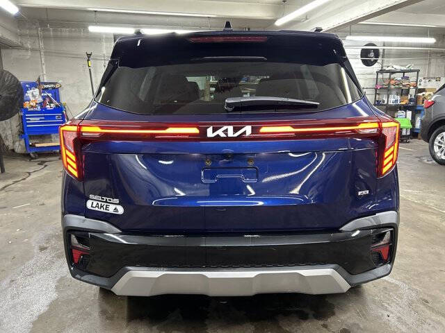 2024 Kia Seltos EX