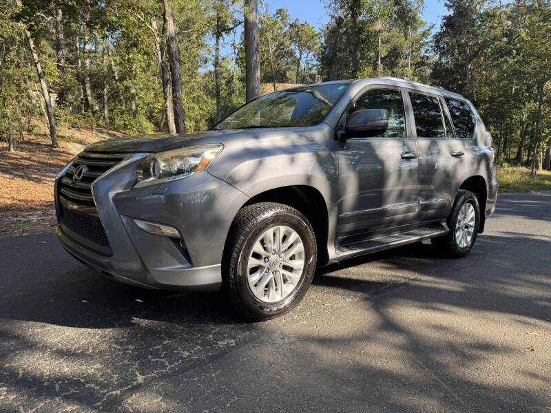 2016 Lexus GX Base's photo