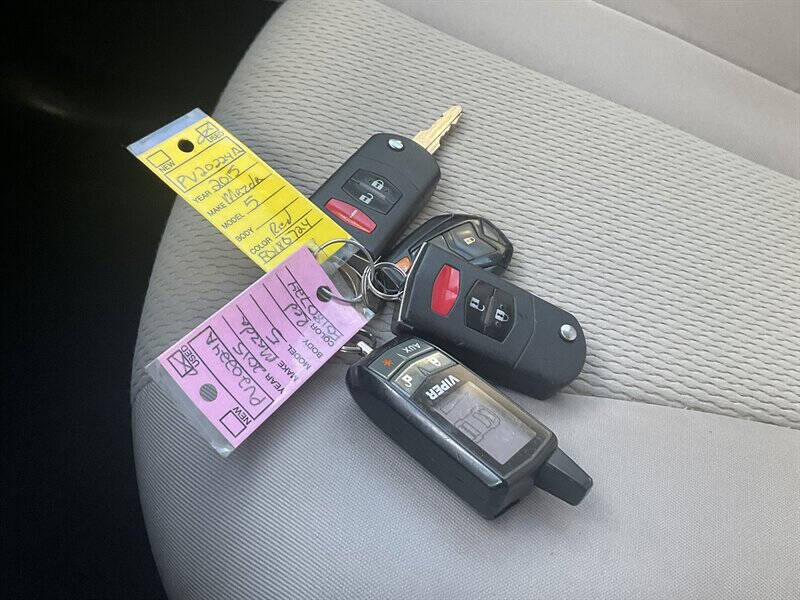 2015 Mazda MAZDA5 Sport