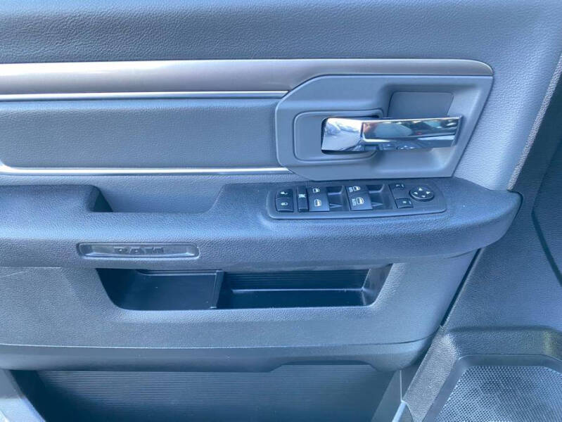 2024 RAM 1500 Classic