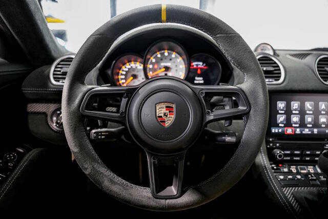 2023 Porsche 718 Cayman GT4 RS