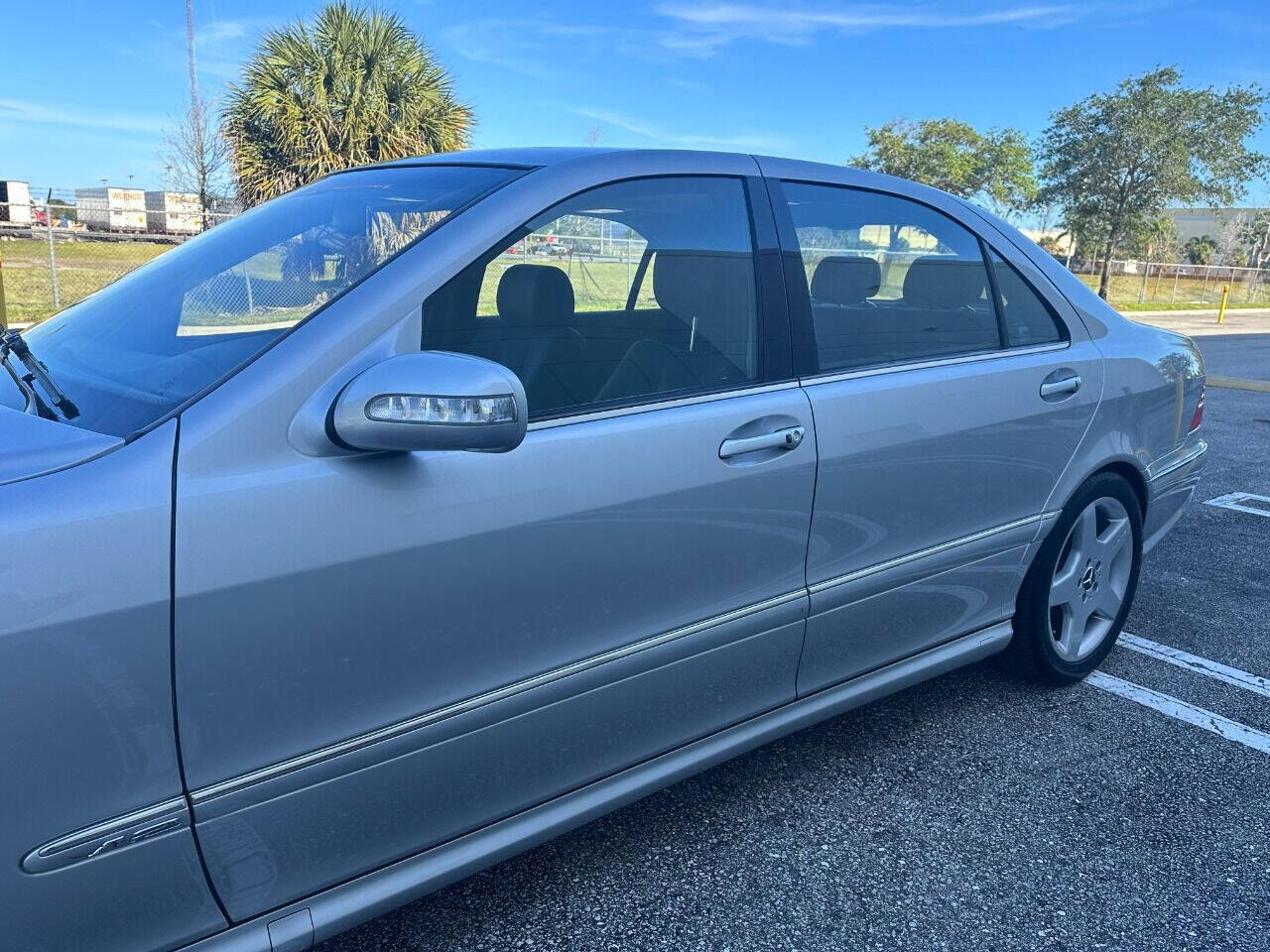 2003 Mercedes-Benz S-Class  - $16,900