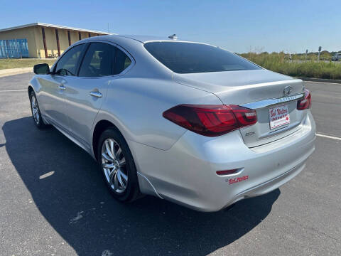 2015 Infiniti Q70 3.7