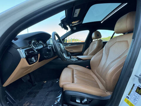 2018 BMW 5 Series 540i