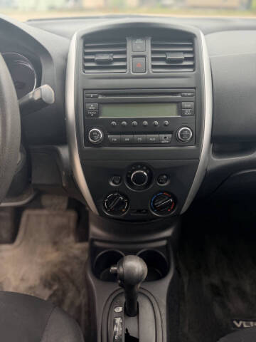 2015 Nissan Versa Note S Plus