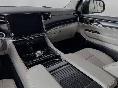 2024 Jeep Wagoneer