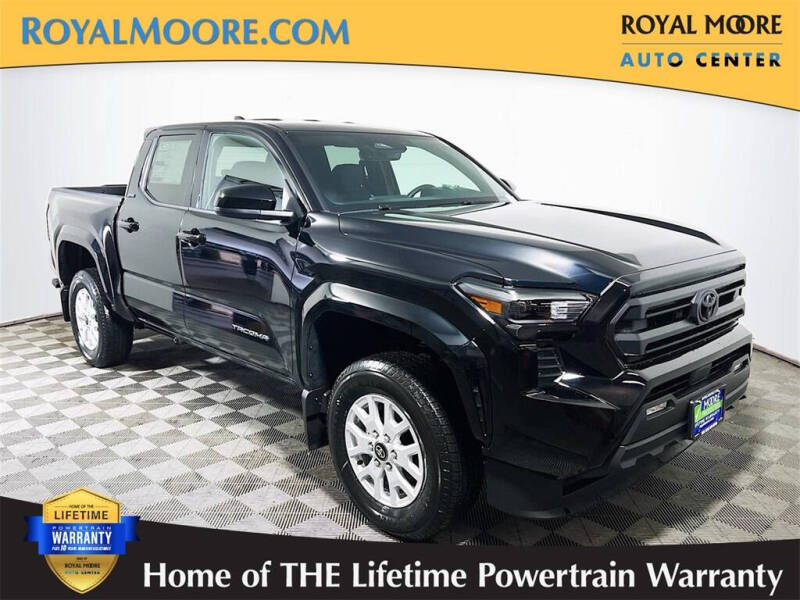 2025 Toyota Tacoma SR5's photo