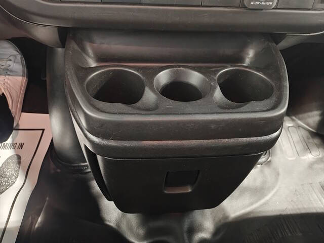 2020 GMC Savana 2500