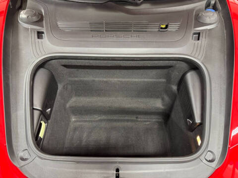 2018 Porsche 911 Carrera