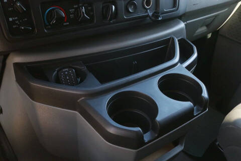 2014 Ford E-Series E-350 SD XLT