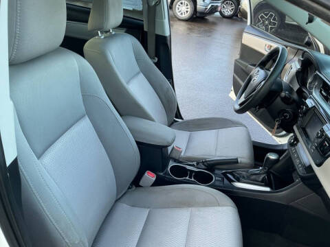 2015 Toyota Corolla LE